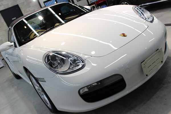 porsche boxster キャララホワイト 右上