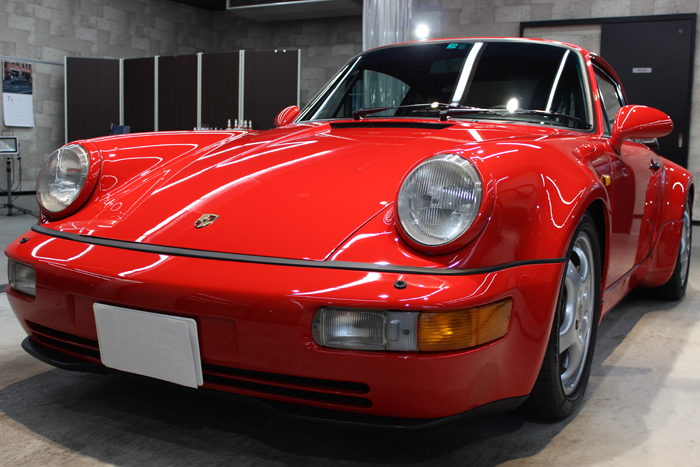 ポルシェ 911ターボ ガーズレッド フロントバンパー左