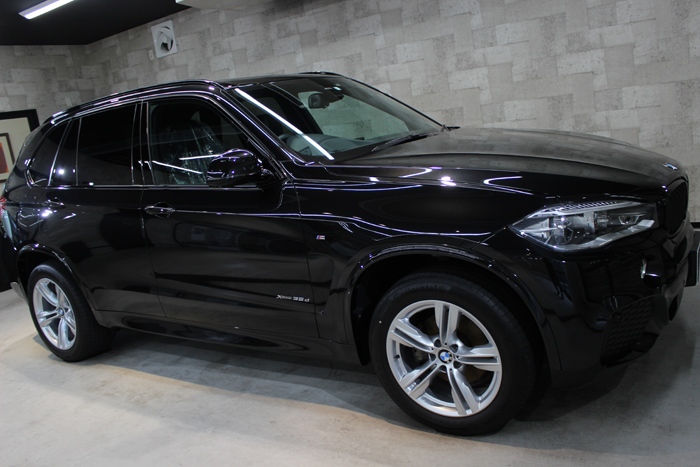 BMW X5 xDrive35d Mスポーツ ブラックサファイア ホイール1