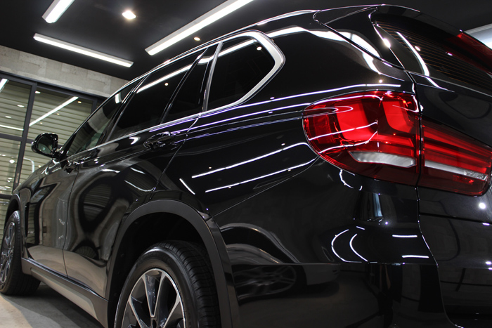 BMW X5 xDrive35d ブラックサファイア テールライト