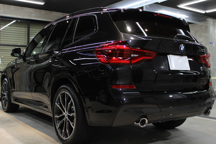 BMW X3 xDrive20d Mスポーツ ブラックサファイア テールゲート