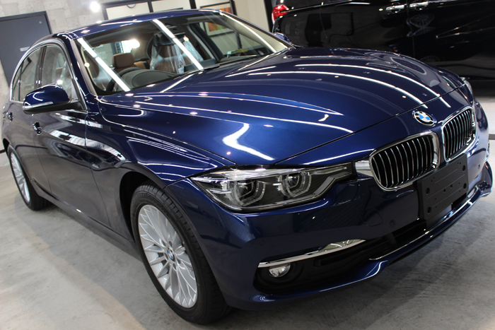 BMW 320d メディテラニアンブルー ボンネット2