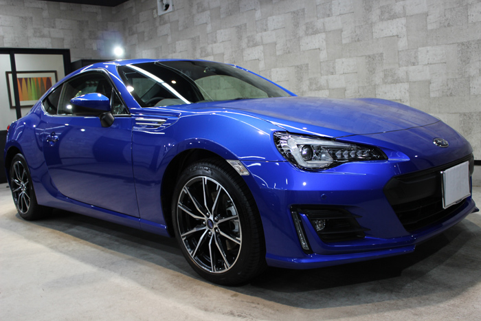 スバル BRZ WRブルーパール ホイール右